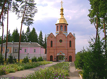 Глинская пустынь сегодня. Фото - Любовь Оникиенко